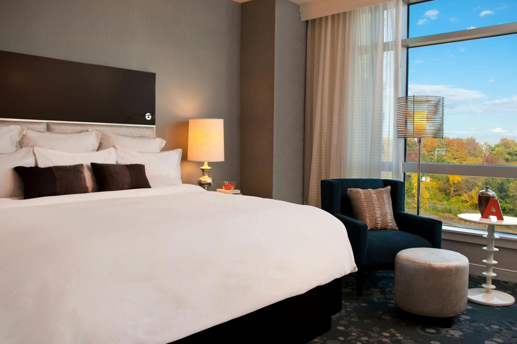 Renaissance Arlington Capital View Hotel Habitación foto